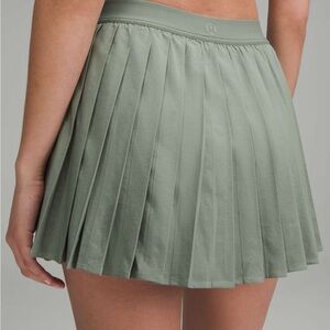 lululemon athletica Women's Sage/ grey eucalyptus pleated tennis skirt